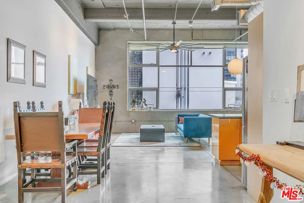 1130 S Flower Street 311, Los Angeles, California 90015 home-pic-10